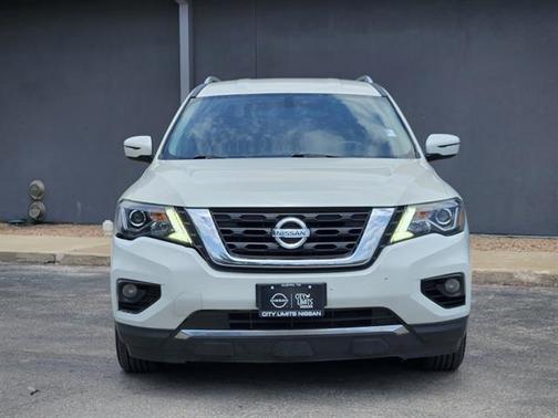 Pearl White Tricoat 2020 Nissan Pathfinder SV 2WD