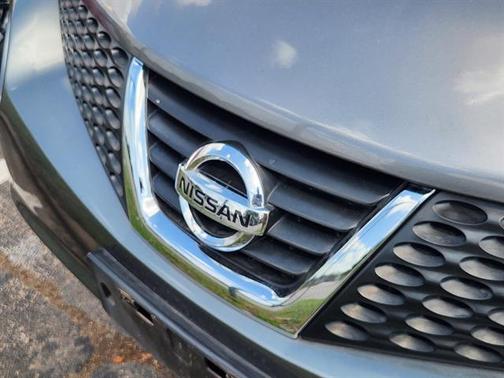 Gun Metallic 2014 Nissan Juke S