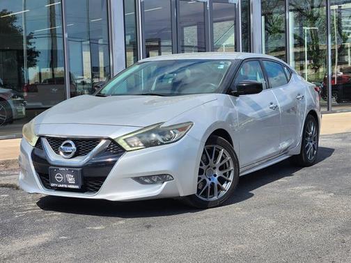 Brilliant Silver 2016 Nissan Maxima 3.5 S
