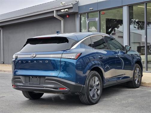 2025 Nissan Murano SL