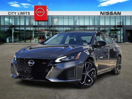 2025 Nissan Altima SR FWD