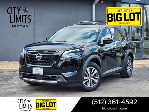 Super Black 2023 Nissan Pathfinder SL FWD