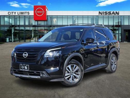 Super Black 2023 Nissan Pathfinder SL FWD