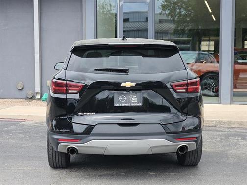 Black 2025 Chevrolet Blazer 2LT