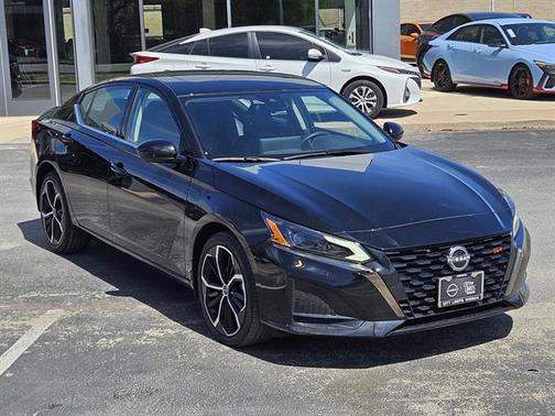 2024 Nissan Altima SR Intelligent AWD