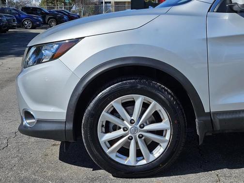 2017 Nissan Rogue Sport SV