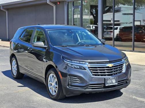 2022 Chevrolet Equinox LS