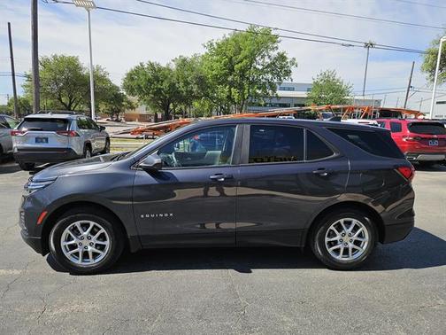2022 Chevrolet Equinox LS