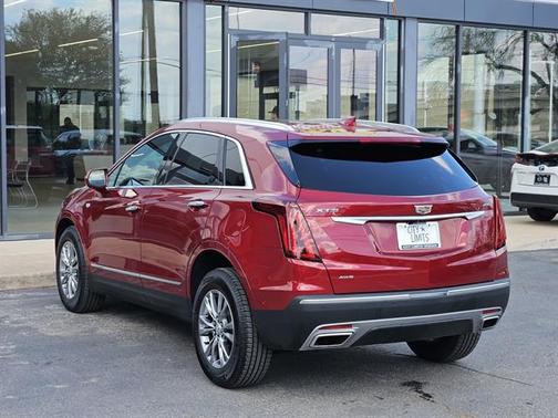 Red Horizon Tintcoat 2020 Cadillac XT5 Premium Luxury