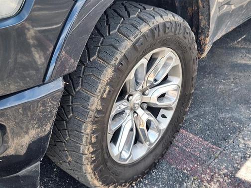 Maximum Steel Metallic Clearcoat 2021 RAM 1500 Laramie