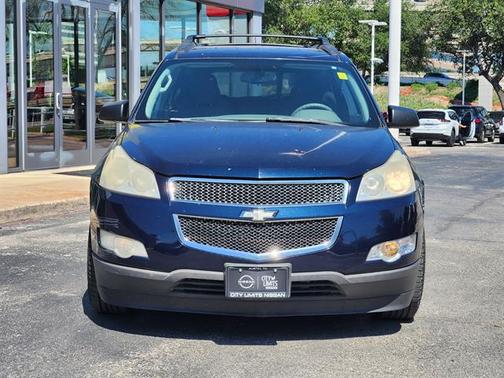 Dark Blue Metallic 2010 Chevrolet Traverse LS