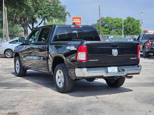 Diamond Black Crystal Pearlcoat 2021 RAM 1500 Big Horn/Lone Star