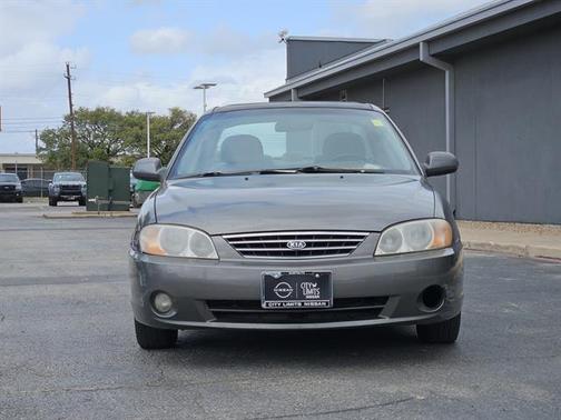 2003 Kia Spectra Base