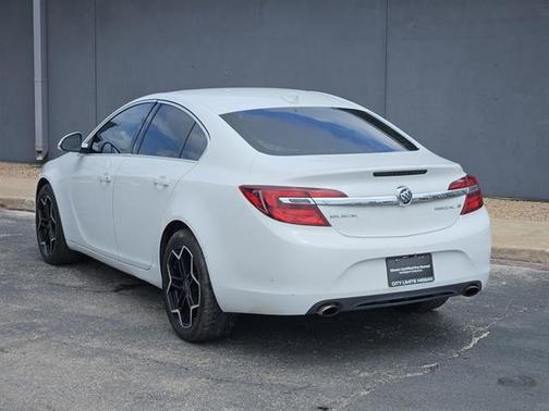 Summit White 2016 Buick Regal Turbo