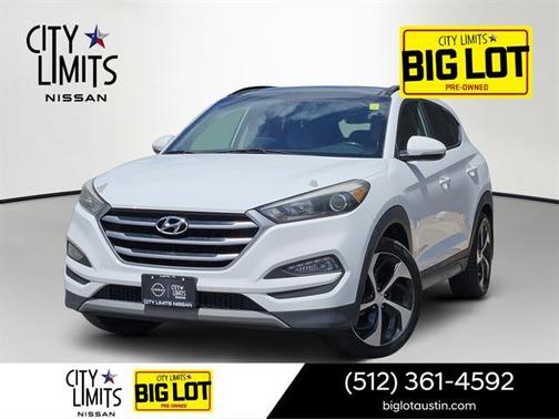 Dazzling White 2018 Hyundai TUCSON Value
