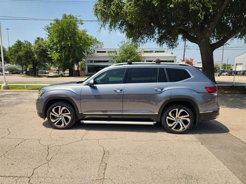 Pyrite Silver Metallic 2021 Volkswagen Atlas 2.0T SEL