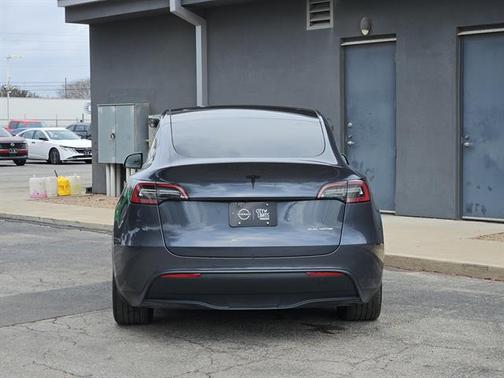2021 Tesla Model Y Long Range Dual Motor All-Wheel Drive