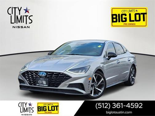 Shimmering Silver Pearl 2021 Hyundai SONATA SEL Plus