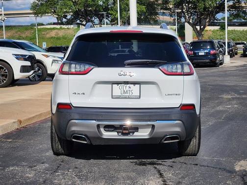 Bright White Clearcoat 2019 Jeep Cherokee Limited