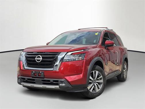 2023 Nissan Pathfinder SL FWD