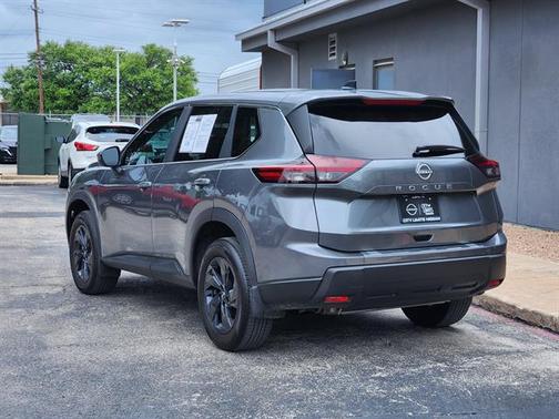 Gun Metallic 2026 Nissan Rogue SV