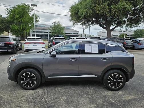 Gun Metallic 2025 Nissan Kicks SR