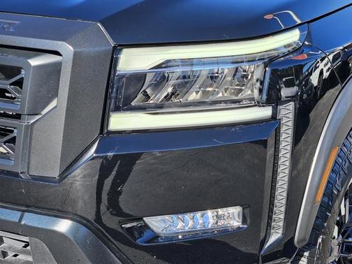2023 Nissan Frontier PRO-X