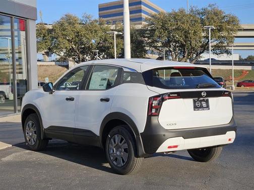 2026 Nissan Kicks S