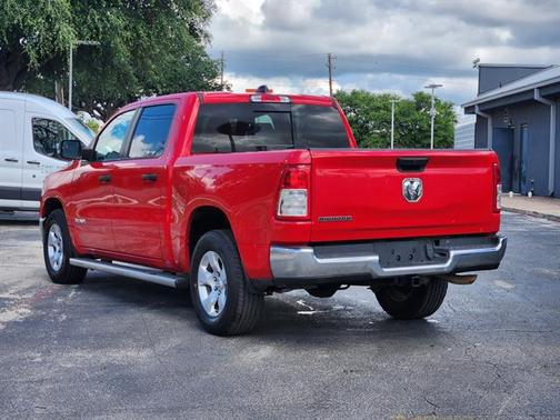 Flame Red Clearcoat 2023 RAM 1500 Big Horn/Lone Star