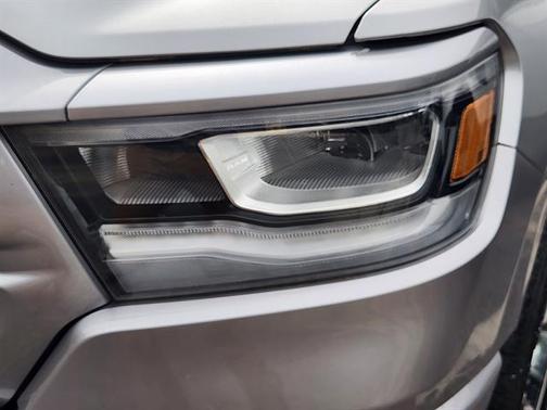 Billet Silver Metallic Clearcoat 2022 RAM 1500 Big Horn/Lone Star