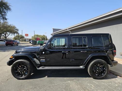 2022 Jeep Wrangler Unlimited 4xe Sahara