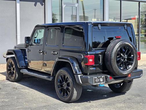 2022 Jeep Wrangler Unlimited 4xe Sahara