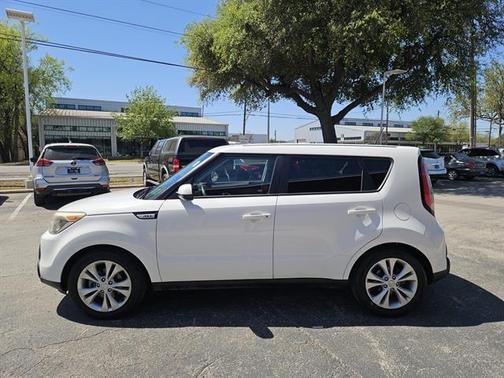 2015 Kia Soul +