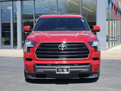 2025 Toyota Sequoia SR5