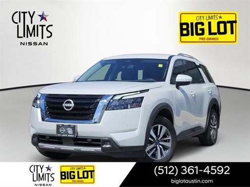 2025 Nissan Pathfinder SL FWD