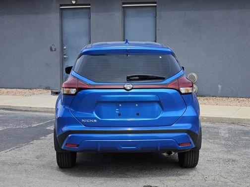 2024 Nissan Kicks S