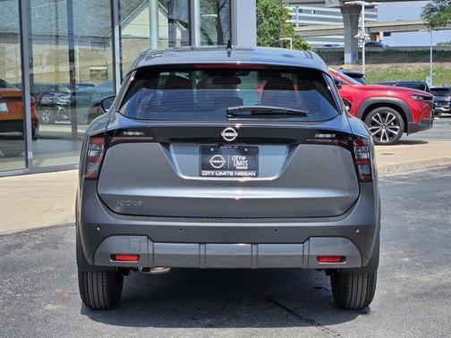 Gun Metallic 2026 Nissan Kicks S