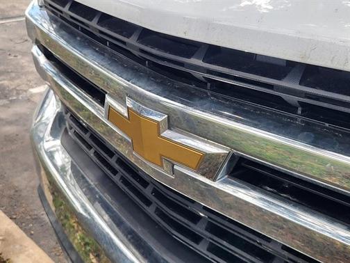 Summit White 2021 Chevrolet Silverado 1500 LT