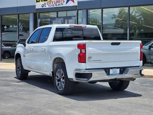 Summit White 2021 Chevrolet Silverado 1500 LT
