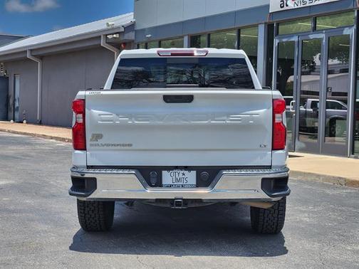 Summit White 2021 Chevrolet Silverado 1500 LT