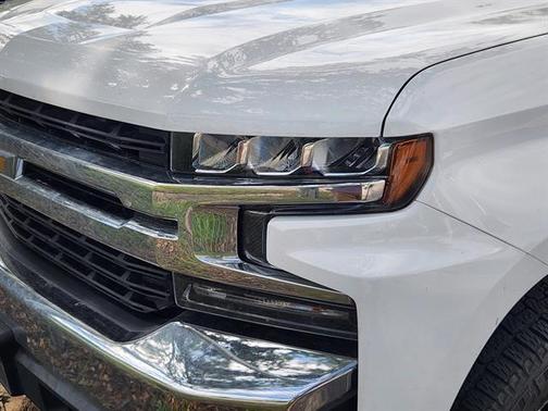 Summit White 2021 Chevrolet Silverado 1500 LT