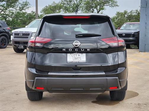 Super Black 2026 Nissan Rogue SV
