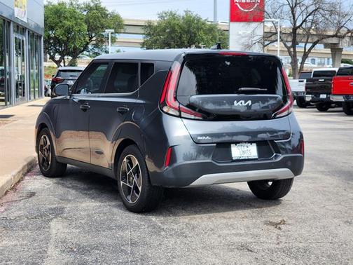 Gravity Gray 2023 Kia Soul EX