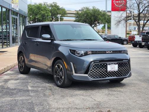 Gravity Gray 2023 Kia Soul EX