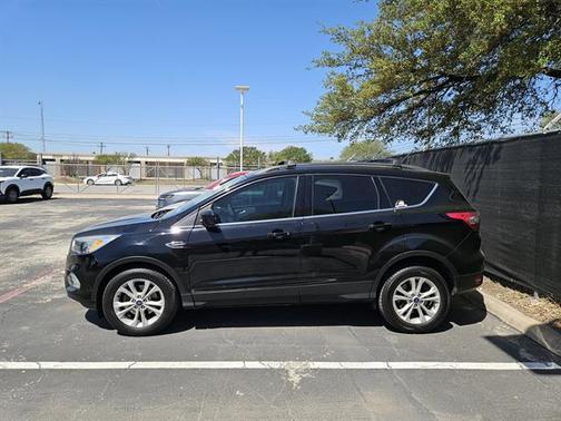 Shadow Black 2018 Ford Escape SE