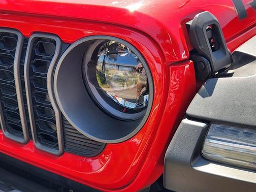 Firecracker Red Clearcoat 2025 Jeep Wrangler Rubicon