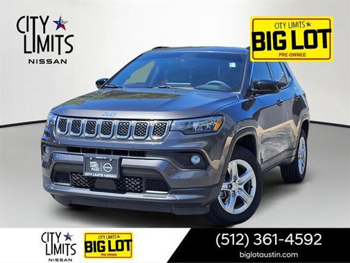 Granite Crystal Metallic Clearcoat 2023 Jeep Compass Latitude