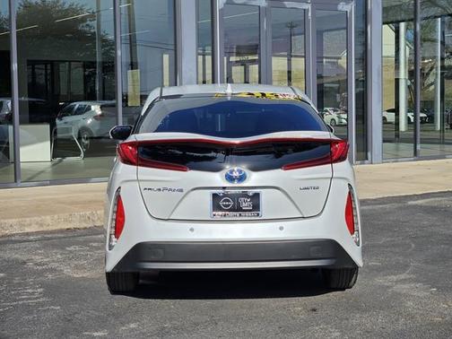2022 Toyota Prius Prime Limited