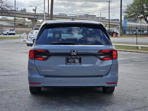 2024 Honda Odyssey Sport