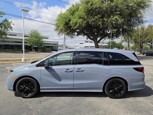 2024 Honda Odyssey Sport
